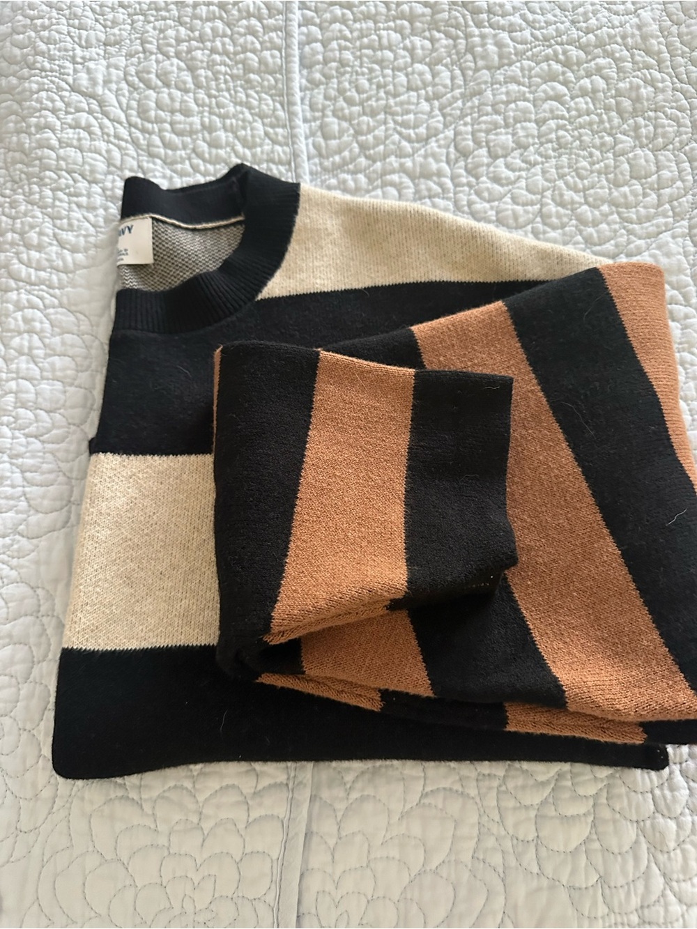 Old Navy Ribbed Crewneck Sweater - Black & Cream - Picture 2 of 3